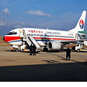 承德航空空运航空快运业稳步发展的原因是什么？
